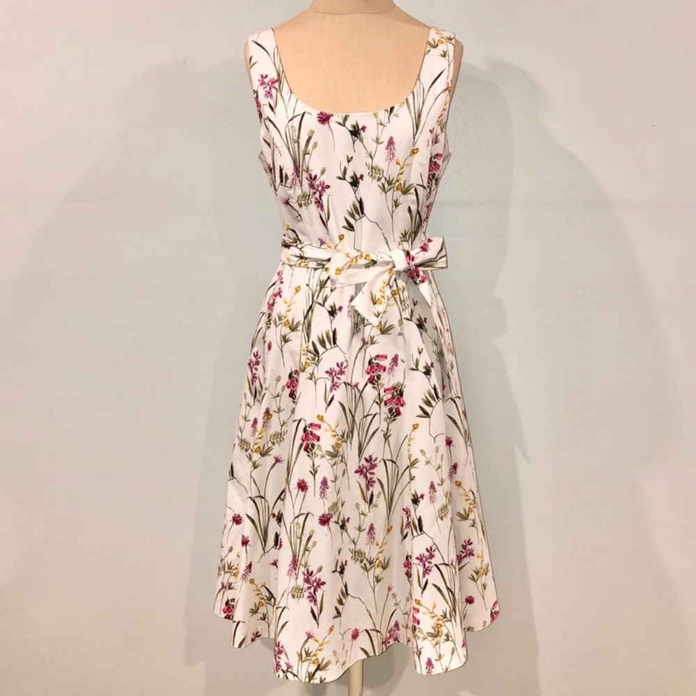 Gal Meets Glam Floral Petal dress - Picture 4 of 6